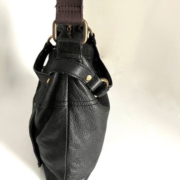 🔥🔥 Tommy Hilfiger Black Genuine Leather Handbag Cross Body Style - Picture 2 of 16